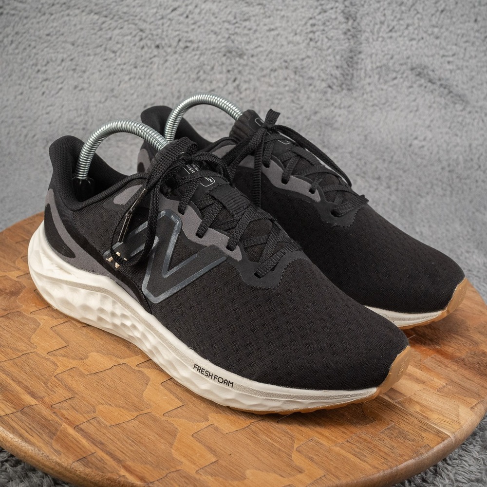 New Balance Fresh Foam Arishi V4 Womens Shoes 9.5 Running Athletic Black Sneaker